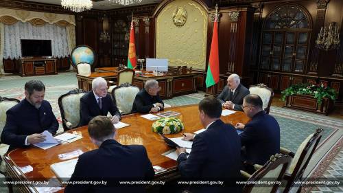 «Расстроили всю Беларусь»: Лукашенко в шутку пожурил Минниханова за серию игр «Ак Барса» и «Динамо»