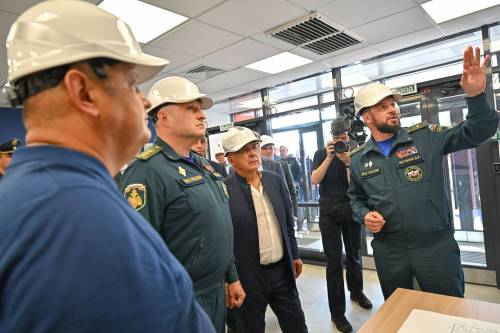 Куренков и Минниханов оценили ход строительства учебного полигона для спасателей и пожарных