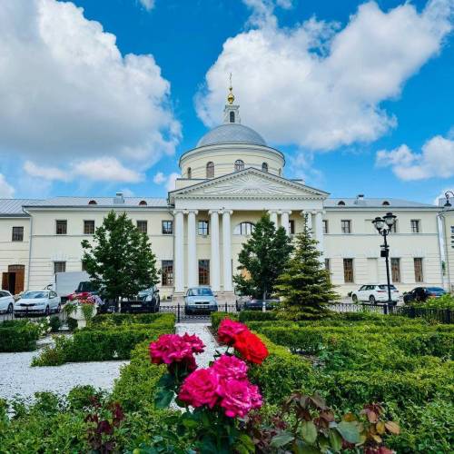 Патриарх Кирилл прибыл в храм Николы Тульского в Казани для его освящения