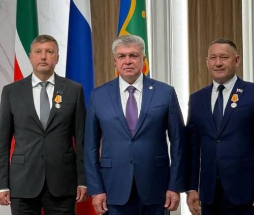 Два челнинских депутата награждены медалью Минобороны России