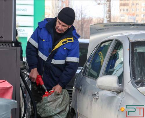 Как долго можно хранить бензин в канистрах – советы автоэксперта