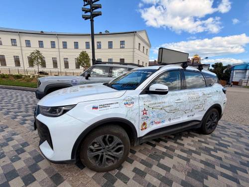 В Казань прибыли участники всероссийского автомобильного крестного хода «Россия под Покровом»