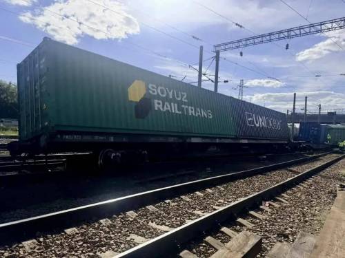 На станции Юдино в Татарстане сошли с рельсов четыре вагона грузового поезда