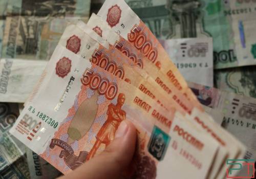 За квартал в Татарстане обнаружено 16 поддельных 5-тысячных купюр