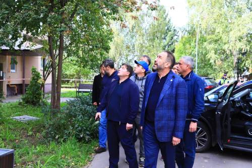 Алексей Песошин в Нижнекамске осмотрел места атак БПЛА и провел оперштаб