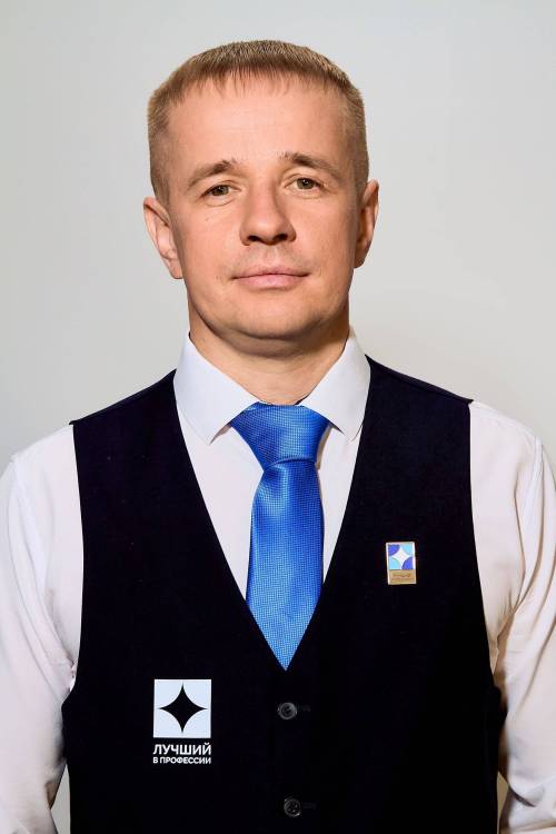Татарстанец Александр Орлов признан лучшим оператором почтового отделения в России