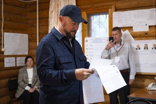 Асгат Сафаров проголосовал на выборах депутатов Госдумы