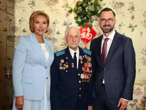 Ветеран Великой Отечественной Петр Чирвон из Казани отметил 100-летний юбилей