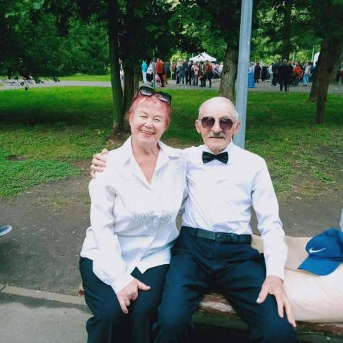 Жизнь, танцпол и рок-н-ролл: 89-летний казанец и его 78-летняя партнерша нашли молодость в танцах