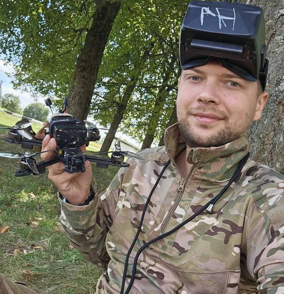 «За наши головы давали 20 тысяч долларов»: оператор БПЛА из Казани рассказал, как жег технику ВСУ