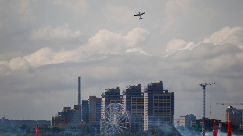 Фоторепортаж Red Bull Air Race. Тренировочные полеты