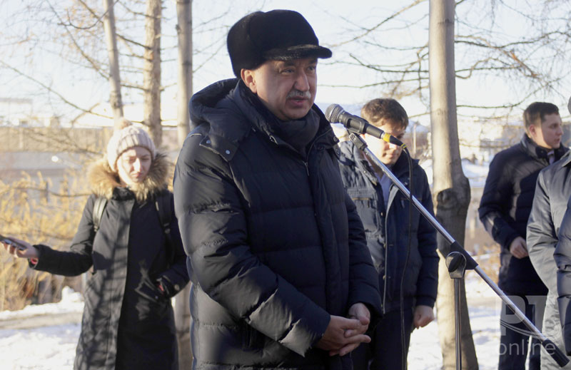 Открытие памятника Льву Толстому и закрытие Года Толстого в Татарстане