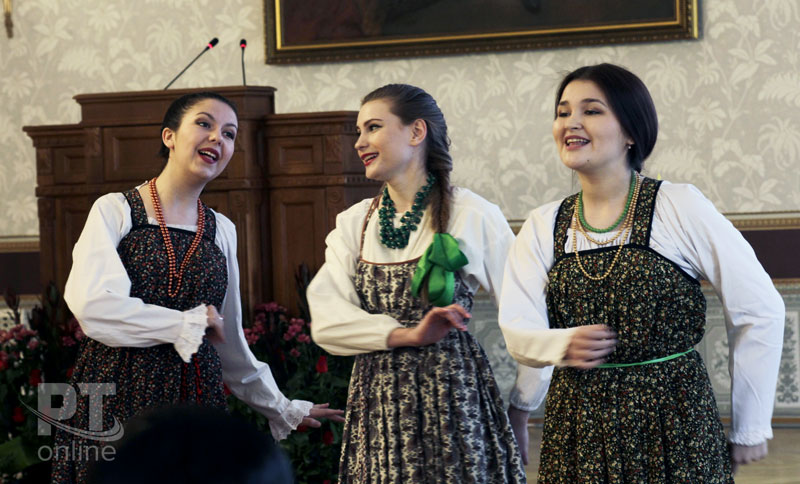 Открытие памятника Льву Толстому и закрытие Года Толстого в Татарстане