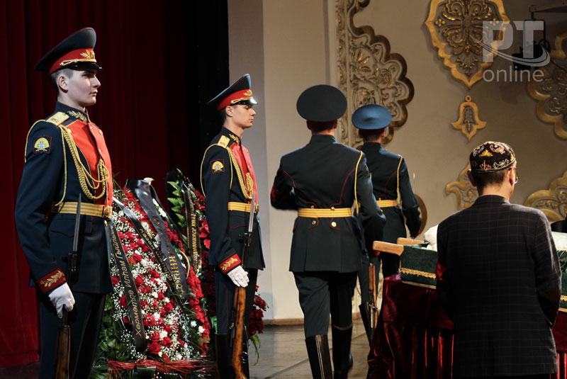 В Татарстане примут программу по увековечиванию памяти Ильгама Шакирова