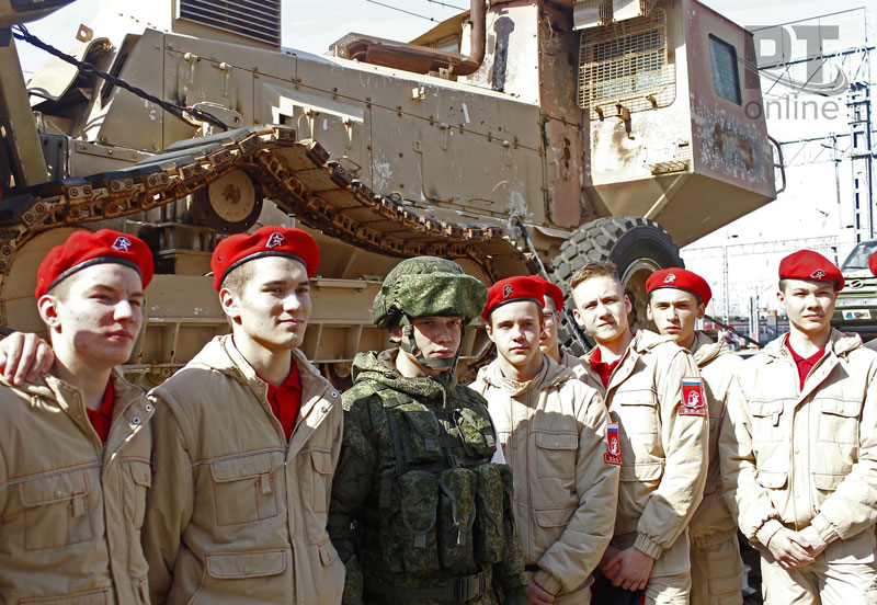 В Казани на несколько часов продлили выставку «Сирийский перелом»