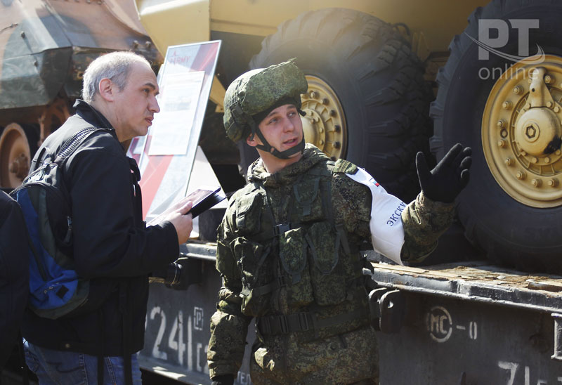 В Казани на несколько часов продлили выставку «Сирийский перелом»