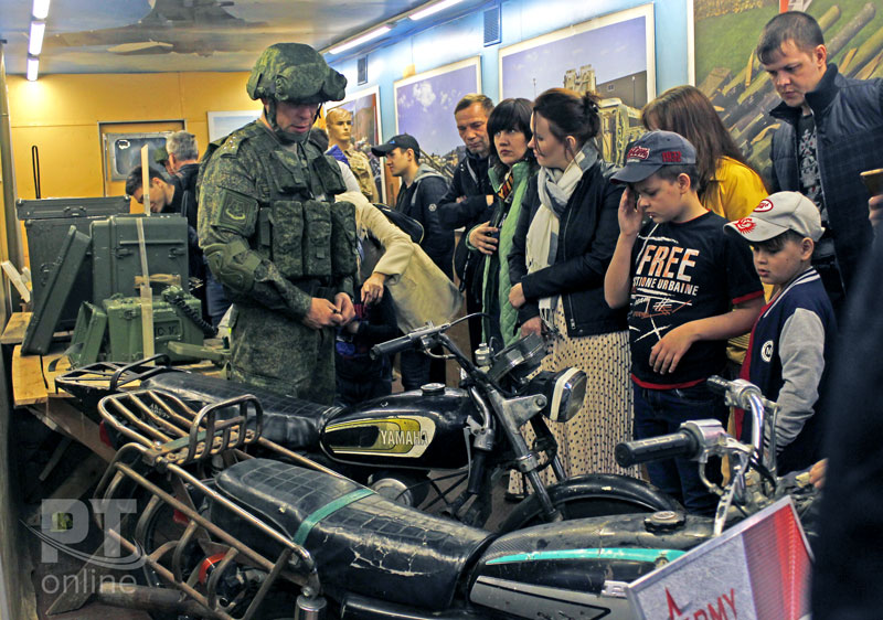 В Казани на несколько часов продлили выставку «Сирийский перелом»