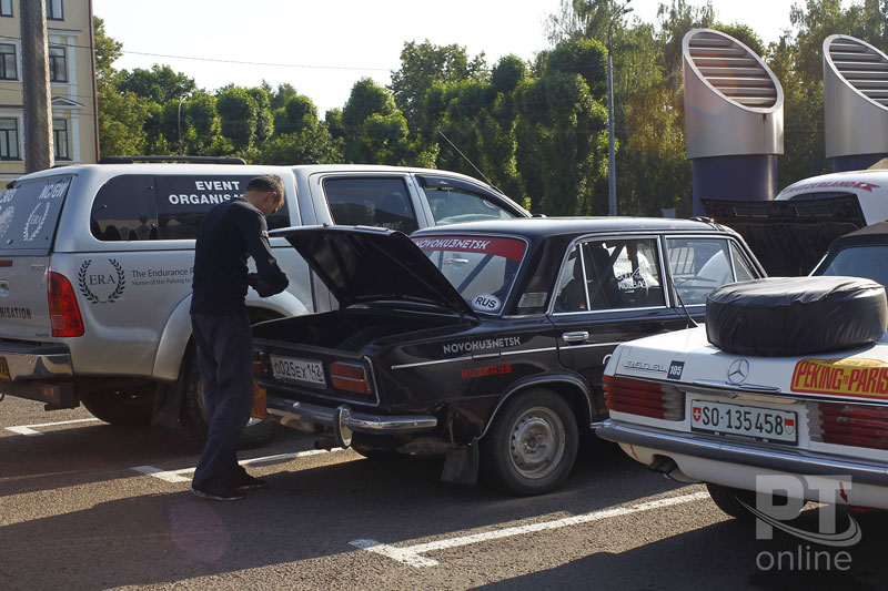 Участники ралли «Пекин – Париж» в Казани