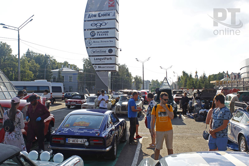 Участники ралли «Пекин – Париж» в Казани