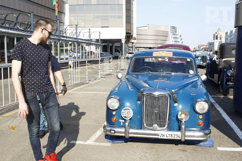 Участники ралли «Пекин – Париж» в Казани