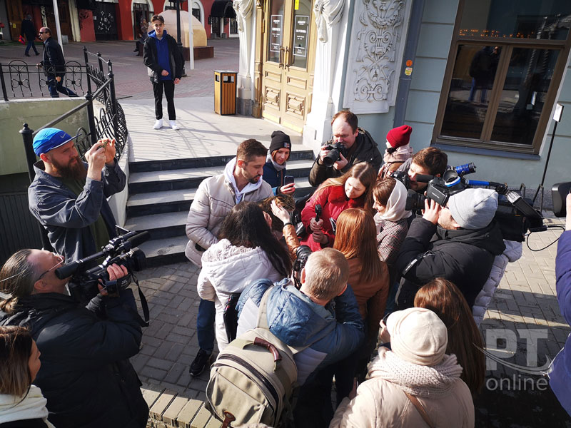 Кот Виктор встретился с котом Казанским