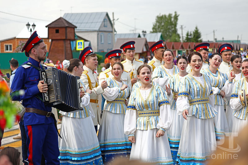 «Каравонным» шагом, сохраняя традиции