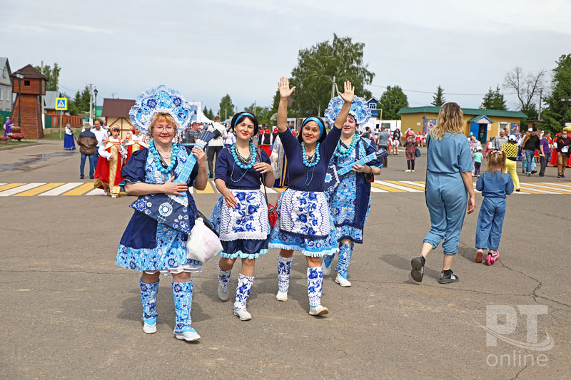 «Каравонным» шагом, сохраняя традиции