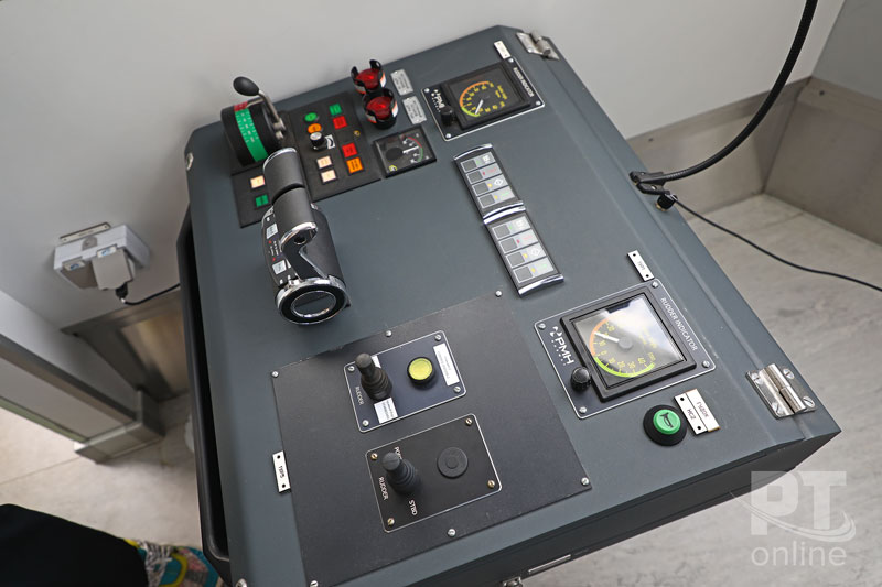 Глава Якутии осмотрел пассажирское судно «Чайка»