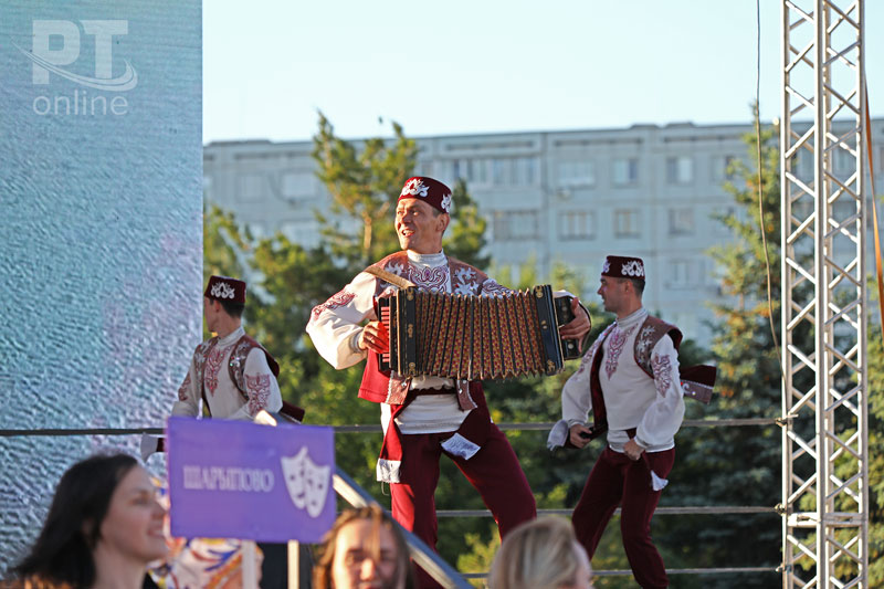 Евгений МИРОНОВ: «Мы приезжаем туда, где нас ждут»