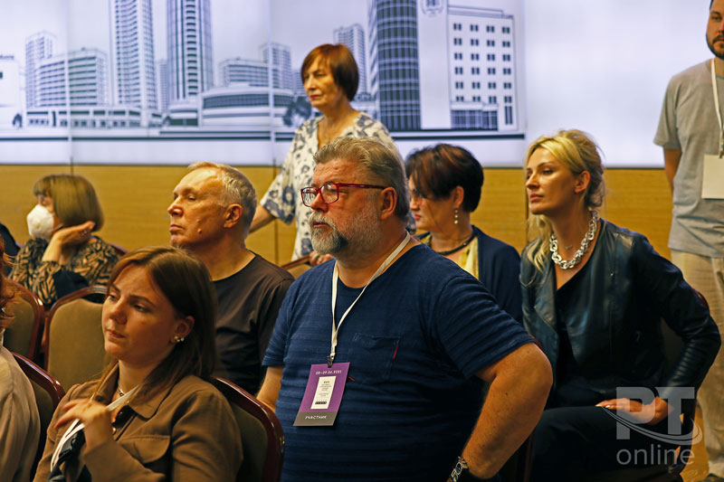 Евгений МИРОНОВ: «Мы приезжаем туда, где нас ждут»