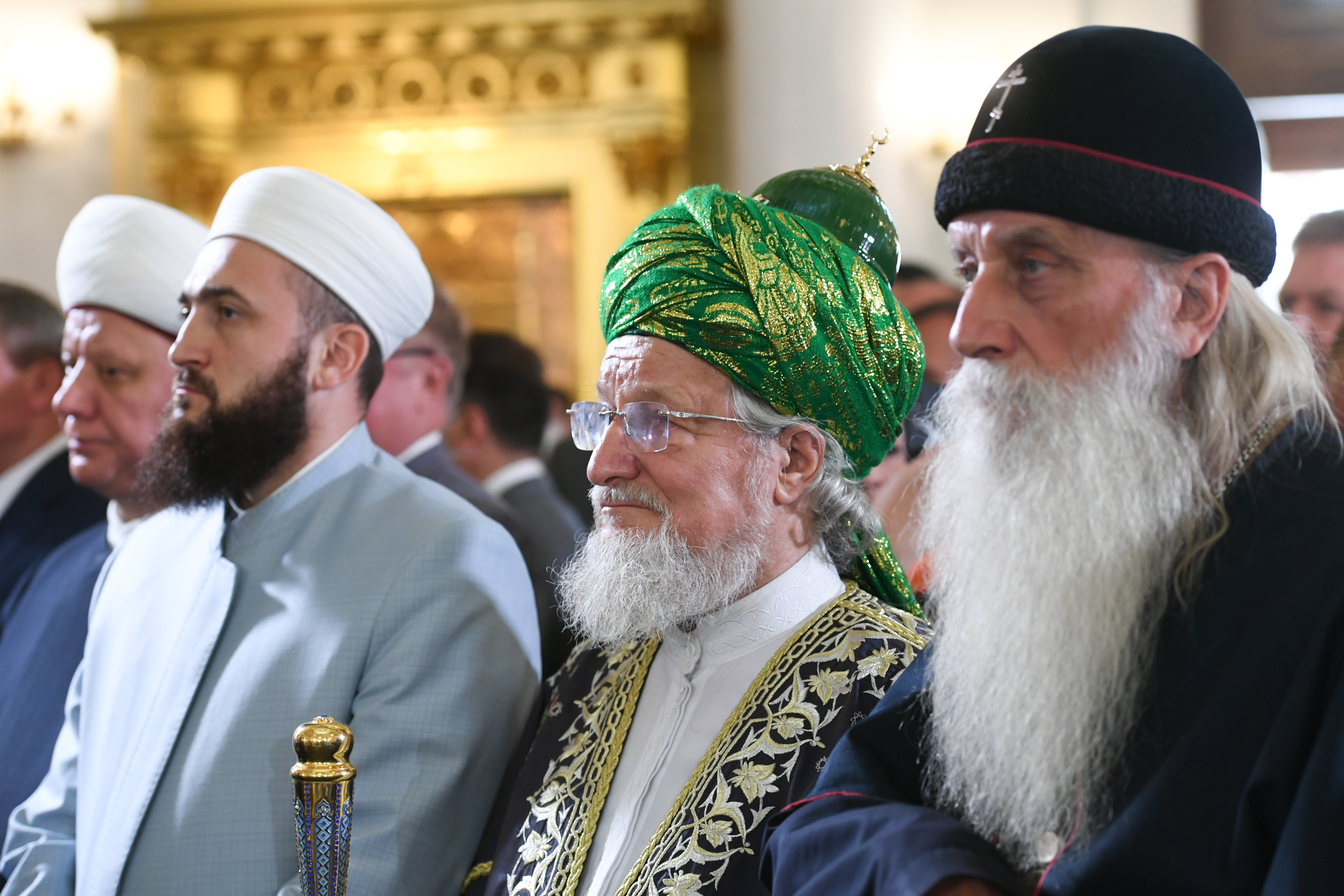 Отечество вновь обрело одну из главных духовных святынь