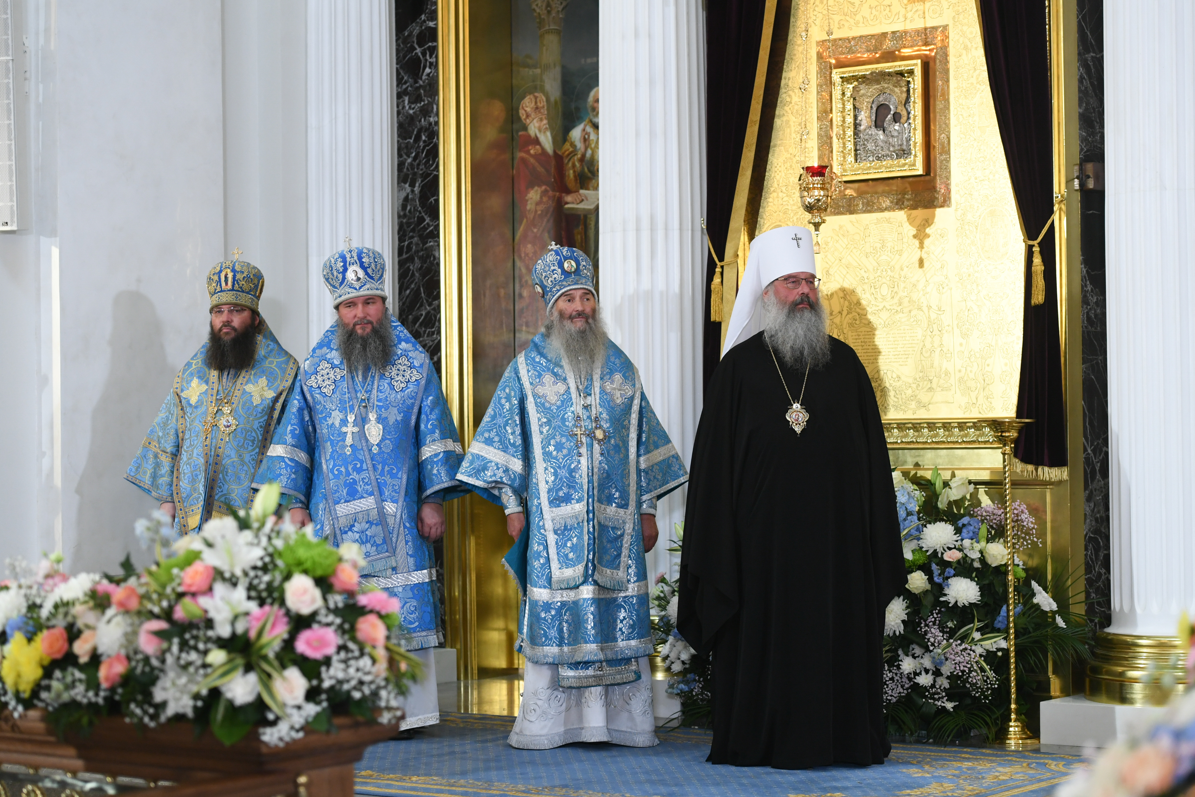 Отечество вновь обрело одну из главных духовных святынь
