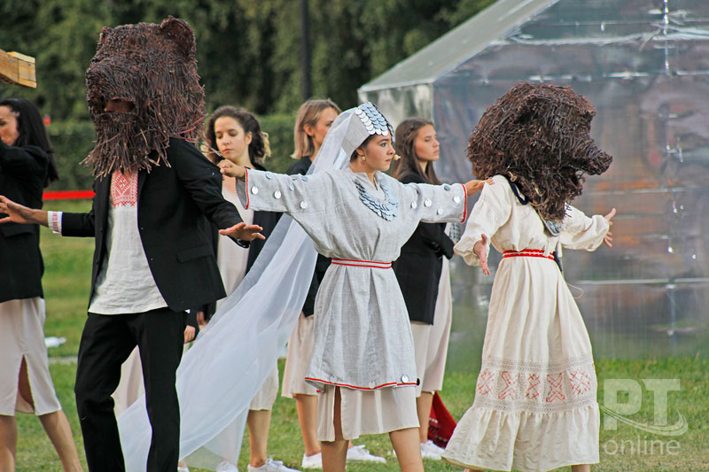 Четыре недетские истории