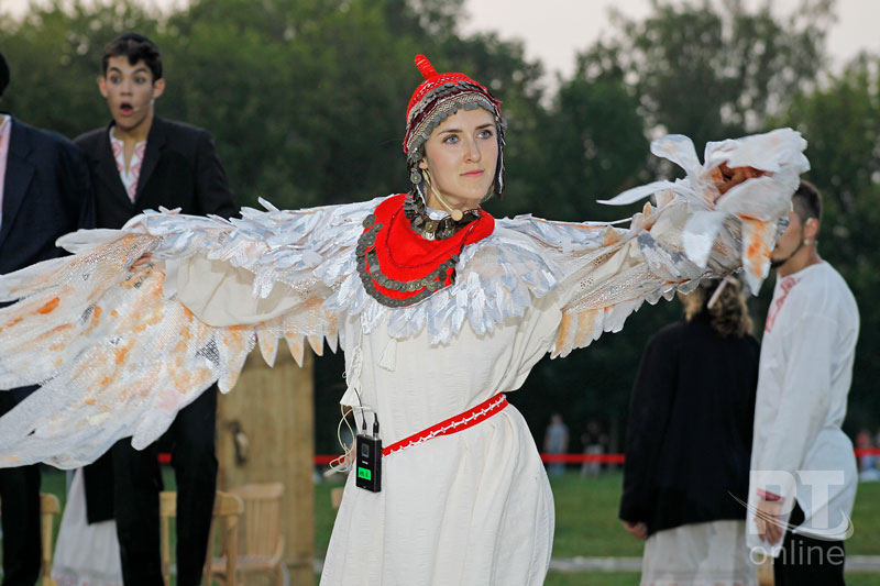 Спектакль «О чём поют деревья»