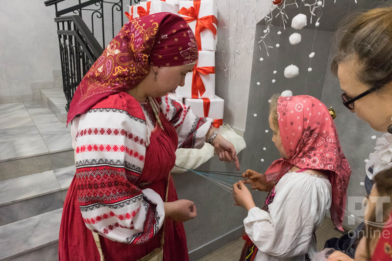 Пришла коляда – открывай ворота