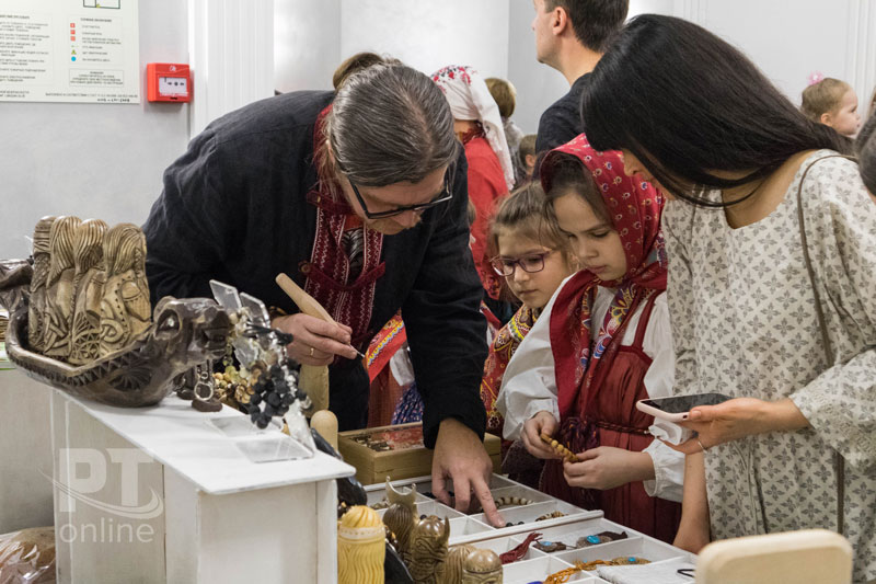 Пришла коляда – открывай ворота