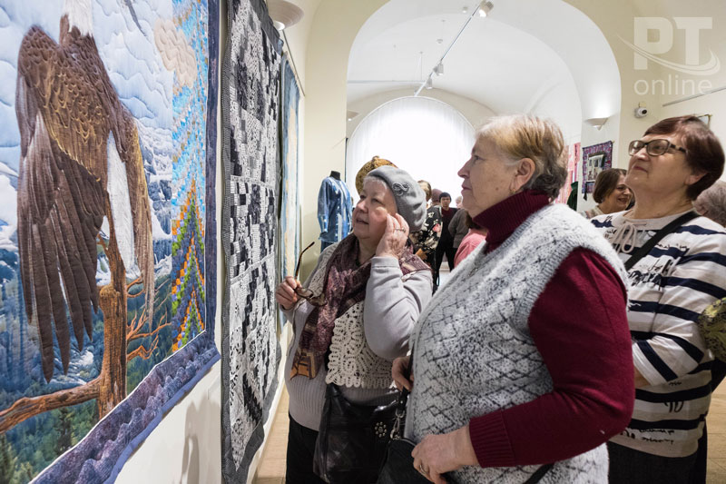 Выставка «Стежок длиною в четверть века»