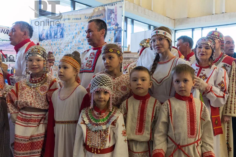 Донести память до следующих поколений