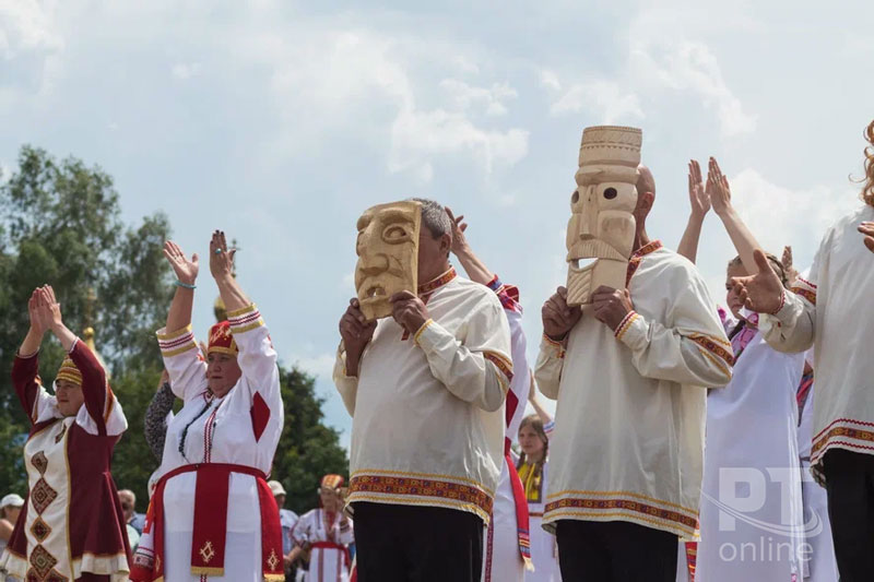 В объятиях летнего солнца: Валда шинясь