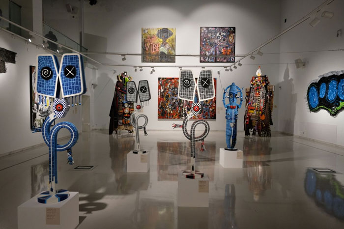 Перевернутое сафари: в Казани открылась выставка современного африканского искусства