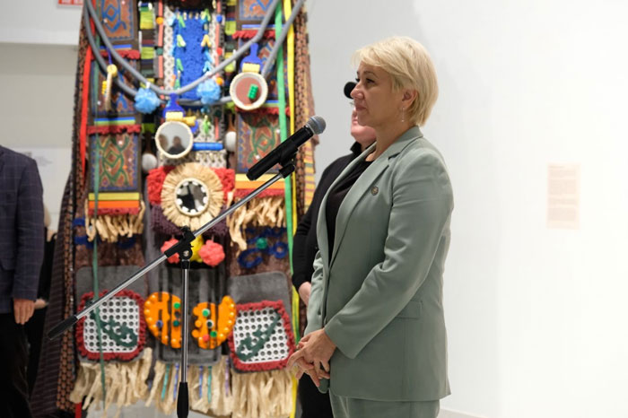 Перевернутое сафари: в Казани открылась выставка современного африканского искусства