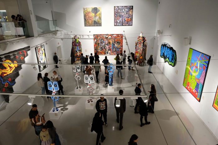 Перевернутое сафари: в Казани открылась выставка современного африканского искусства