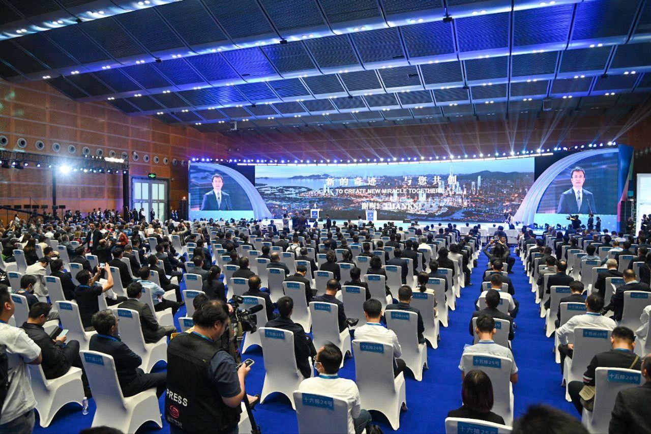 Рабочая поездка Раиса Татарстана Рустама Минниханова в Китай