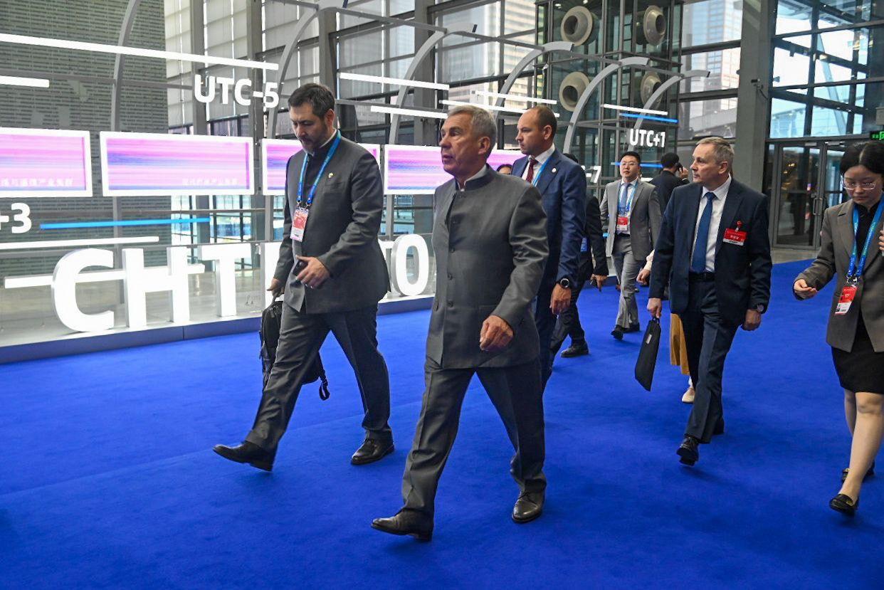 Рабочая поездка Раиса Татарстана Рустама Минниханова в Китай