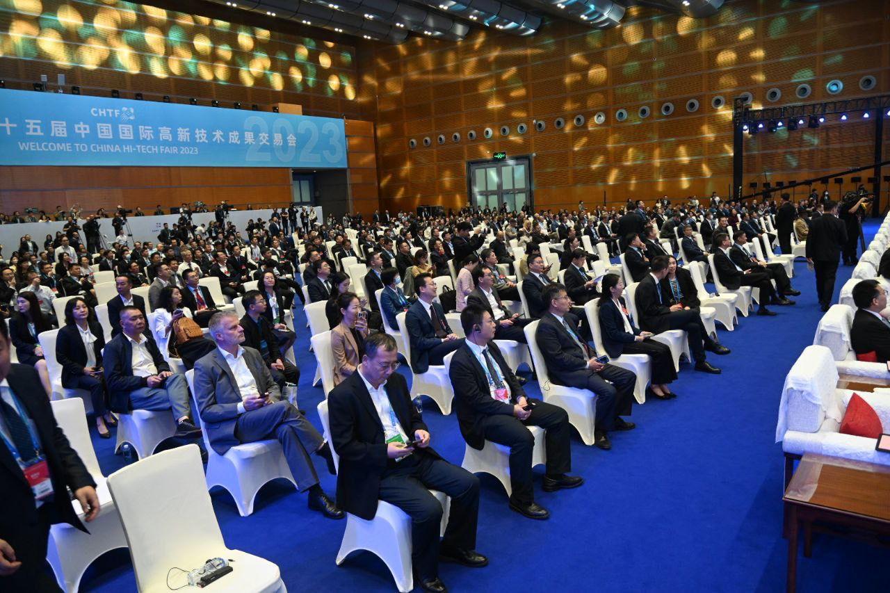 Рабочая поездка Раиса Татарстана Рустама Минниханова в Китай