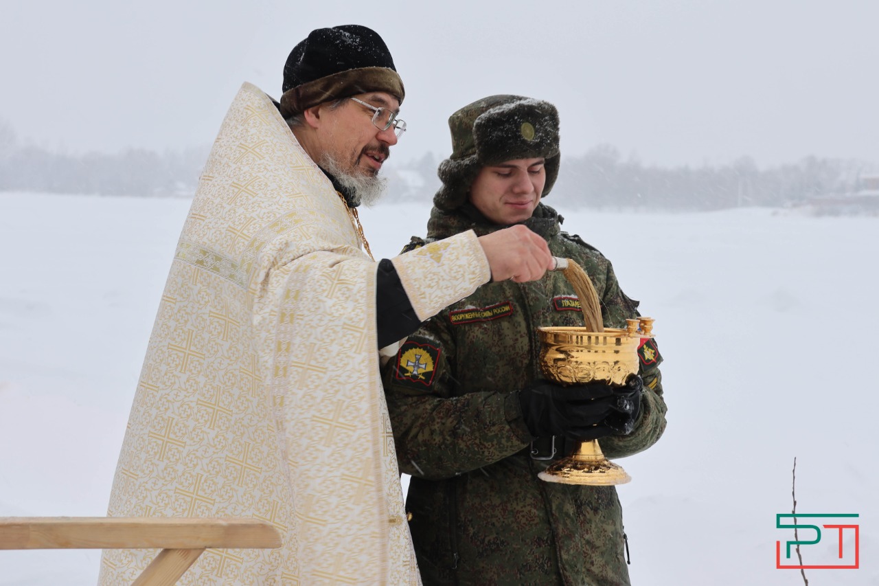 Крещенские купания на озере Верхний Кабан в Казани