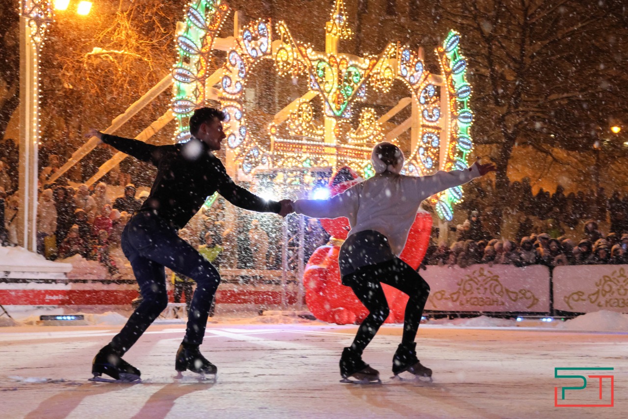 Илья Авербух, Алексей Ягудин, Максим Шабалин– ледовое шоу в парке «Черное озеро»
