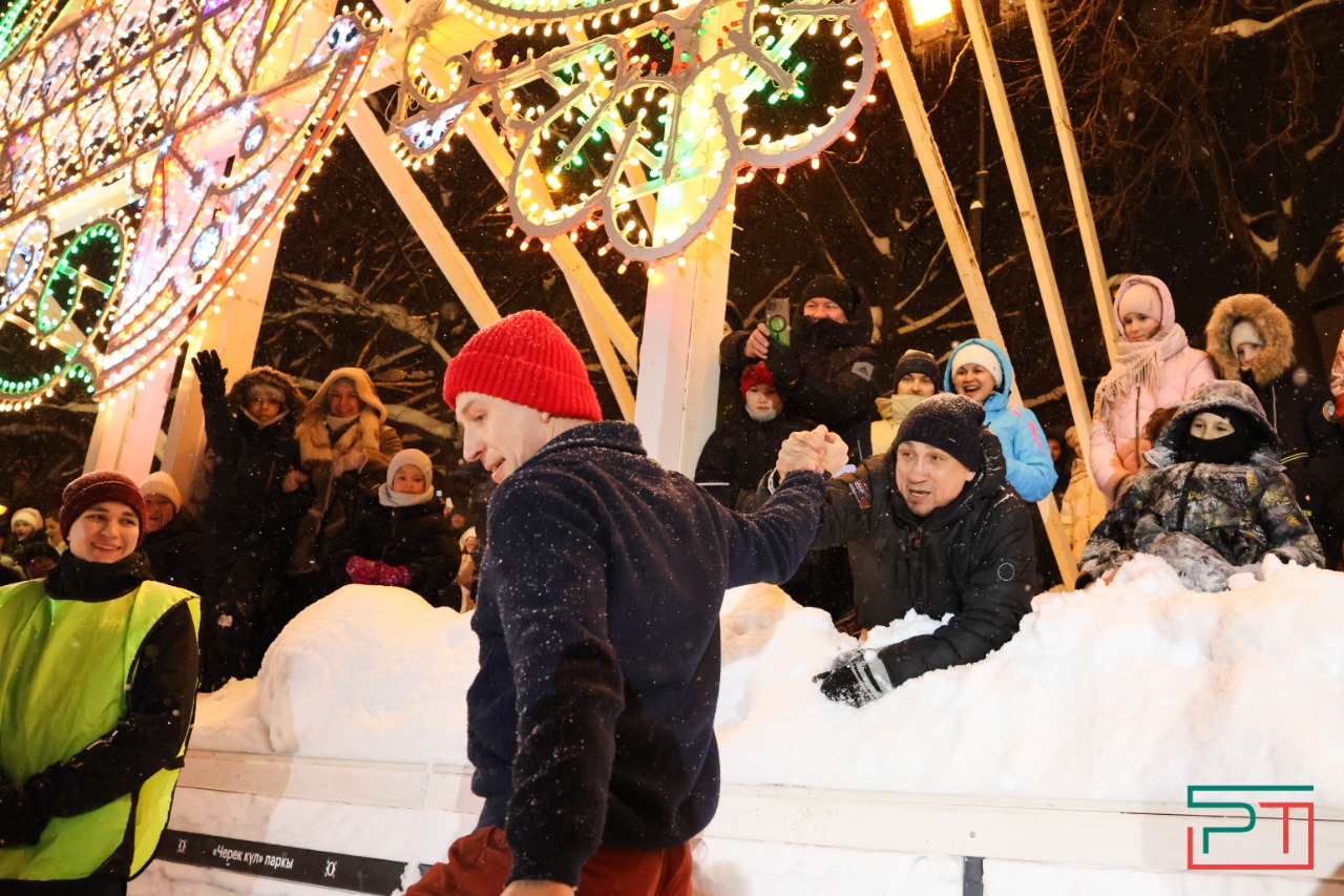 Илья Авербух, Алексей Ягудин, Максим Шабалин– ледовое шоу в парке «Черное озеро»