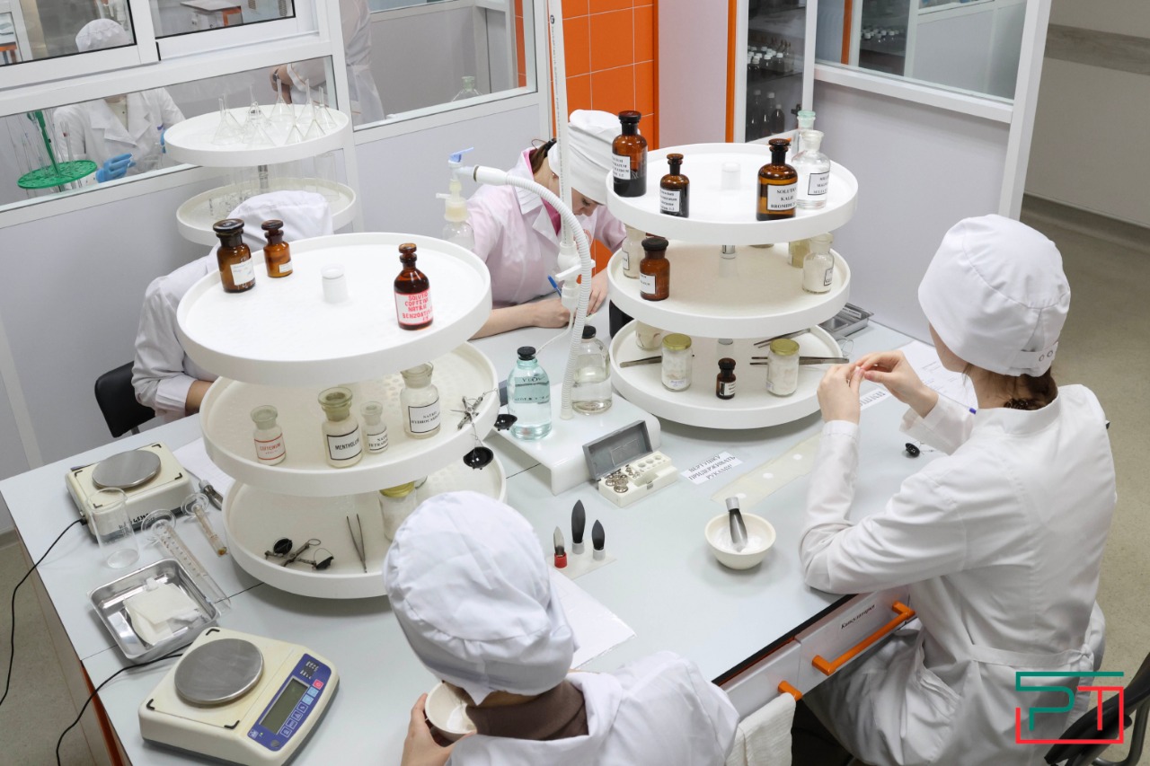 Подготовка к фестивалю «Ангелы в белых халатах»