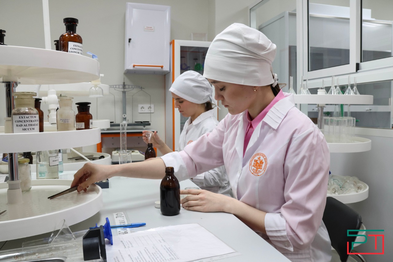 Подготовка к фестивалю «Ангелы в белых халатах»